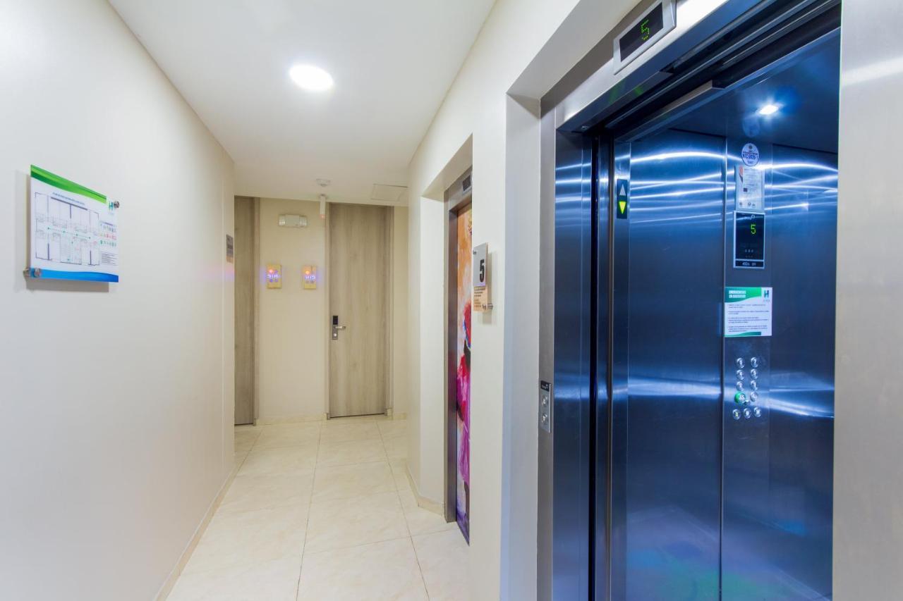 Hotel Aixo Suites By Geh Suites Cartagène Extérieur photo