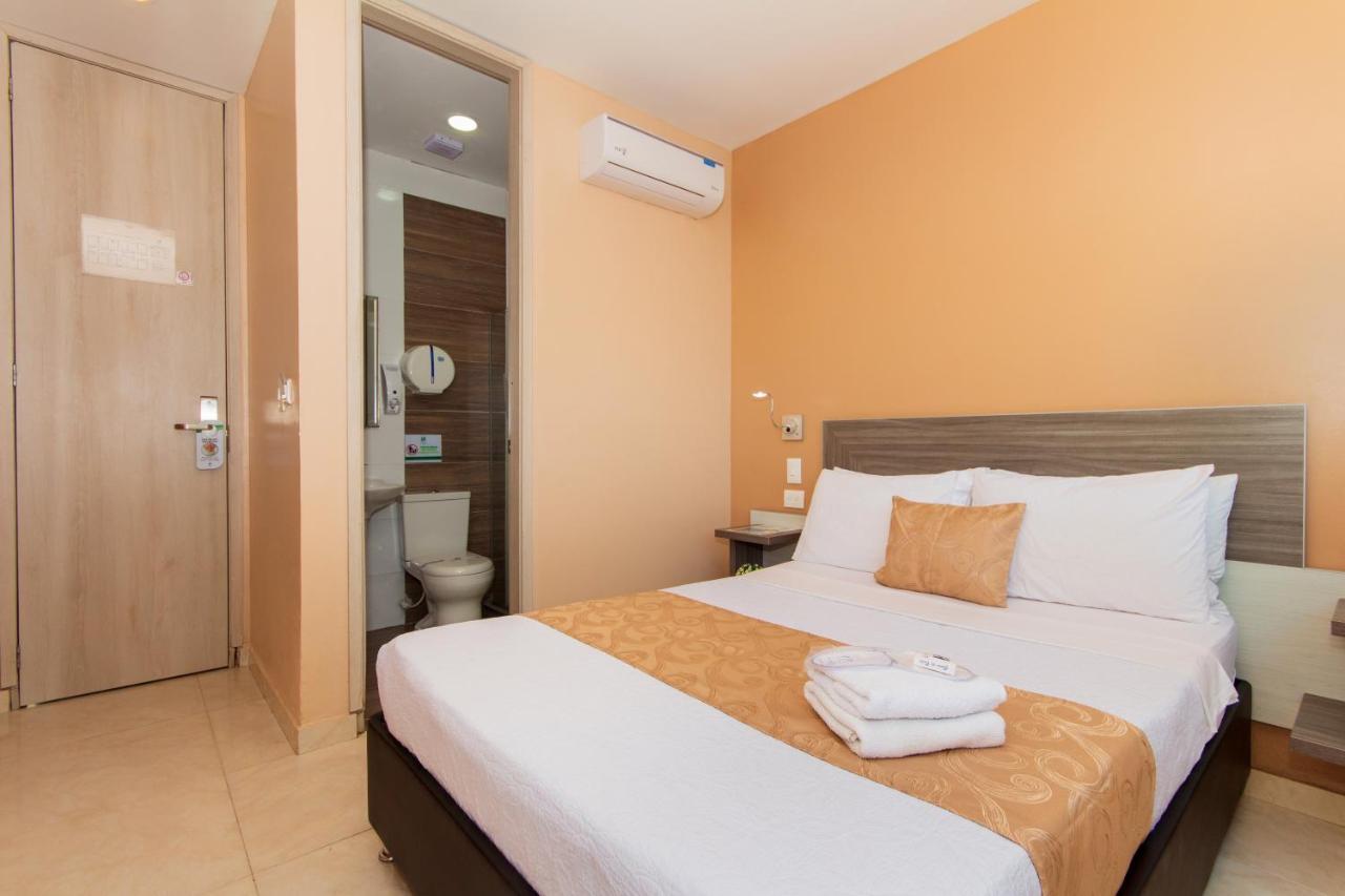 Hotel Aixo Suites By Geh Suites Cartagène Extérieur photo